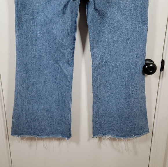 Madewell Distressed 11" High Rise Flare Jeans Size 31 - Picture 8 of 10